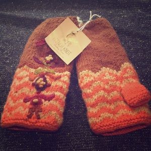 French Knot fingerless mittens